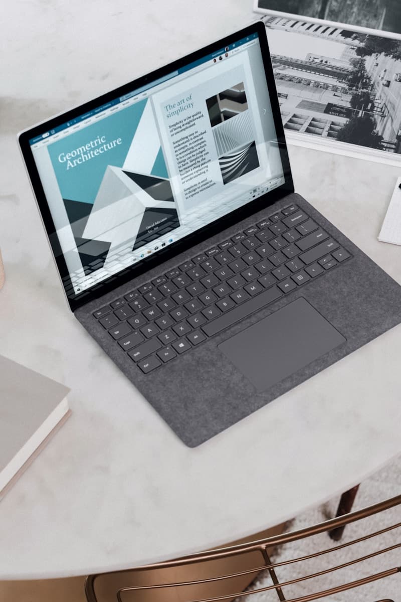 Chilean professional working remotely with a US company