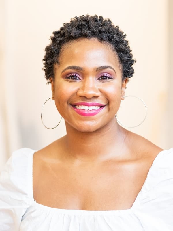 Profesional uruguayo trabajando remotamente para empresa americana